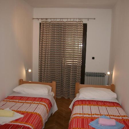 Apartments Karabaic Krk Krk Town Kamer foto