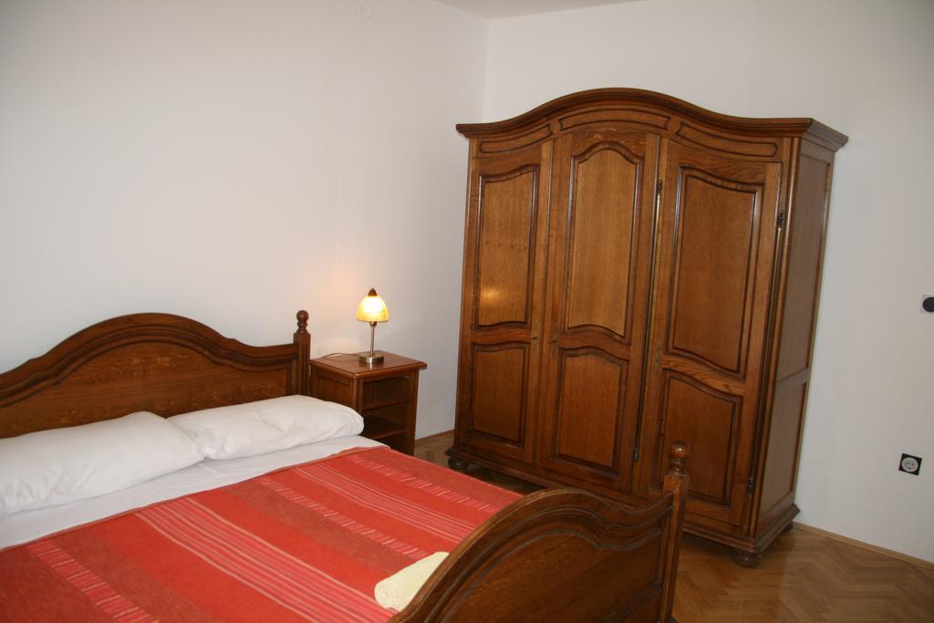 Apartments Karabaic Krk Krk Town Buitenkant foto